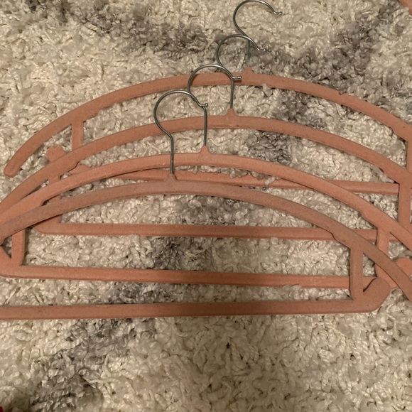 12x Pink Huggable Hangers - Picture 3 of 4